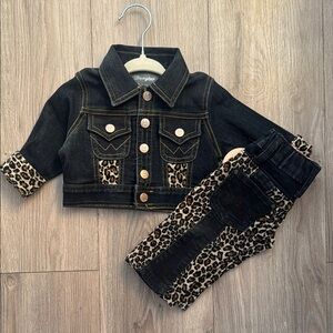 Wrangler Black Jean Jacket and pants with Leopard Accents Size 0-3 months